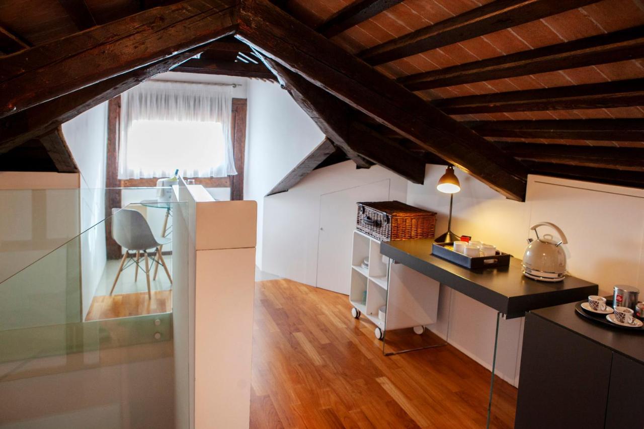 Ca' Della Scimmia-the Welcomist In Appartamento