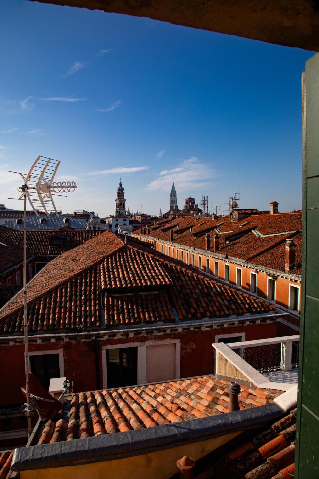 Ca' Della Scimmia-the Welcomist In * Venezia